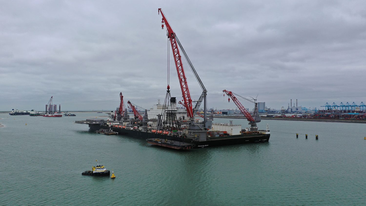 HEBO voert een load test uit op het Pioneering Spirit-project